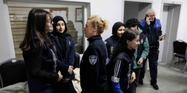 Sakarya’da çocuk zabıtalar sahaya indi: Tek tek kontrol edip uyardılar