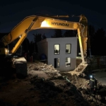 Bahçelievler’de inşaat sırasında yolda kısmi çökme yaşandı