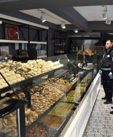 Karacabey Belediyesi gıda denetimlerini sıklaştırdı