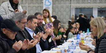 Başkan Ahmet Akın, Kepsut’ta Ramazan iftar yemeği düzenledi