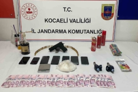 İki ikamette 1 kilo 25 gram metamfetamin ele geçirildi