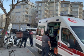 Çorlu’da kamyonetle çarpışan motokurye yaralandı