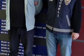 Dolandırıcılık suçundan aranan şahıs yakayı ele verdi