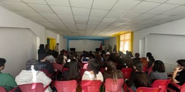 YKS yolculuğunda öğrencilere kariyer danışmanlığı desteği