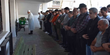 Ölüm onu teravih namazı çıkışında bulmuştu: Son yolculuğuna uğurlandı