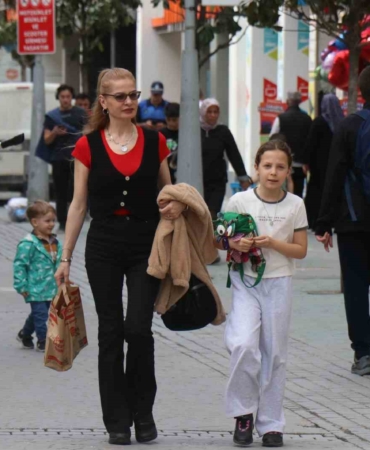 Sakarya’da Mart’ın ortasında yazdan kalma bir gün yaşanıyor