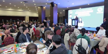 Arnavutköy Belediye Başkanı Candaroğlu’ndan, üniversite öğrencilerine abonman desteği