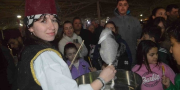 Ayvalık’ta Büyükşehir’in iftarına yoğun katılım