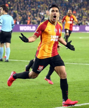 Radamel Falcao, 39 yaşında futbolu bıraktı