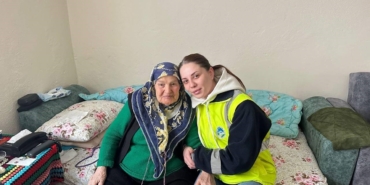 YADEM’den yaşlılara hem moral hem de şifa eli