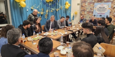 Başkan Sezer, üniversite öğrencileriyle iftarda buluştu