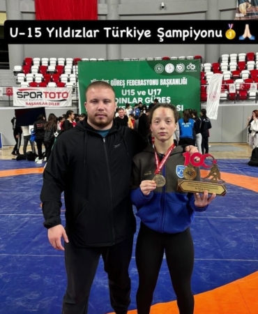Kepsutlu güreşçi Yağmur Emir Türkiye şampiyonu