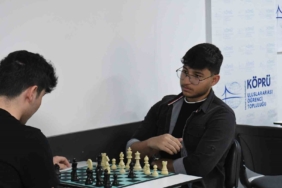 SAÜ’de satranç turnuvası