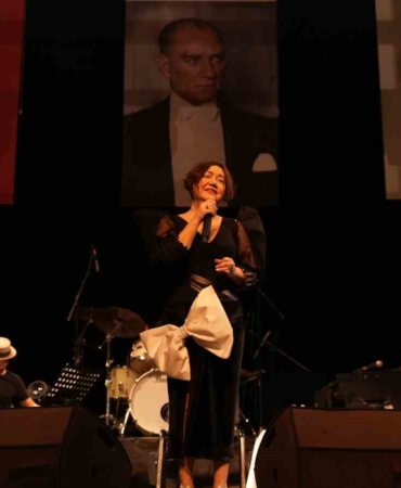 Maltepe’de Nazan Öncel coşkusu