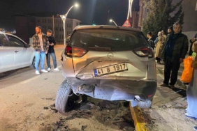 Babasının arabasını kaçıran çocuk mahalleyi savaş alanına çevirdi