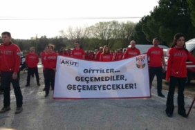 AKUT’tan Çanakkale Zaferi yıl dönümünde anlamlı yürüyüş