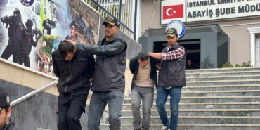 Esenyurt’ta ilginç soygun: Polis olduklarını söyleyerek 1,7 milyon liralık top kumaşı gasp ettiler