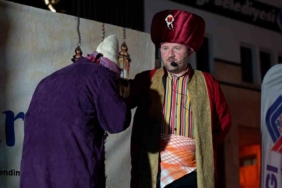 21 yıldır aşkla Karagöz Hacivat’ı yaşatıyor