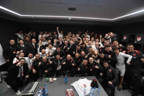 Cumhurbaşkanı Erdoğan’dan A Milli Futbol Takımı’na tebrik telefonu