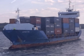 Çanakkale Boğazı’nda makine arızası yapan konteyner gemisi Karanlık Liman’a demirletildi