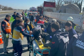 Otoyoldaki korkunç kazada ölü sayısı 2’ye yükseldi