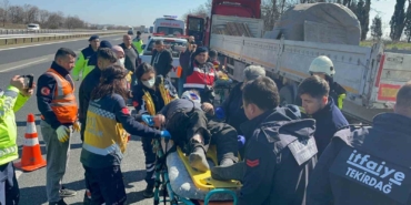 Otoyoldaki korkunç kazada ölü sayısı 2’ye yükseldi