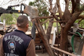 Maltepe’de dere yatağındaki kaçak yapılaşmalar yıkıldı