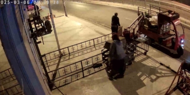Pendik’te iş yerinden hırsızlık anı kamerada