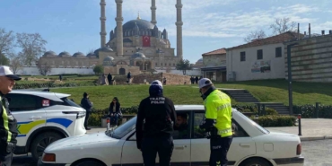 Polis ekiplerinden bayram denetimi