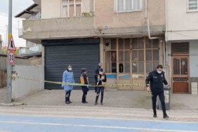 Yaşlı adam evinde ölü bulundu