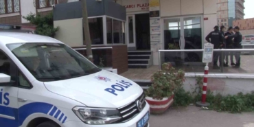 Patronunun odasına dinleme cihazı yerleştirdi, yakalanınca patronunu öldürmeye çalıştı