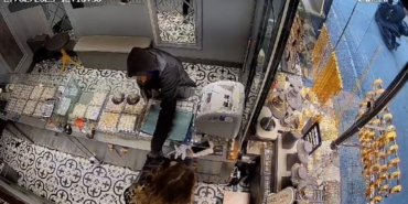 Kuyumcuya girdi, ’stres yapma sıkarım, gençliğine yazık olur’ deyip altınları istedi