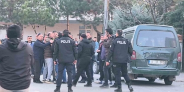 Bursa’da bıçaklı kavga: 3 yaralı