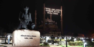 Selimiye’de ilk teravih