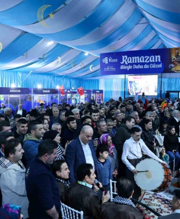 Esenler’de 81 ilin kültürel zenginlikleri vatandaşlarla buluşuyor