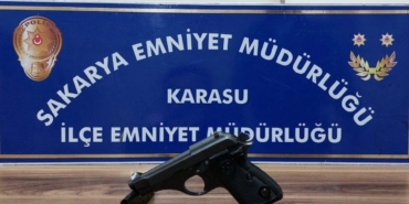 Şüpheli hareketler sergiledi, üzerinden ruhsatsız silah çıktı