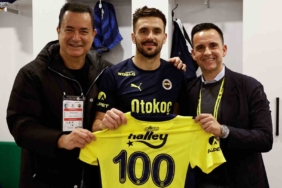 Fenerbahçe’den derbi öncesi gollü galibiyet