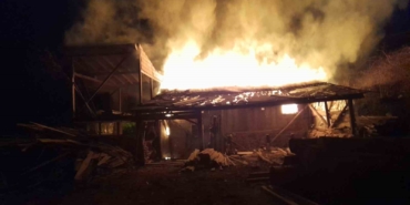 Tek katlı evde çıkan yangında yaşlı kadın hayatını kaybetti