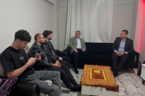 Filistinli öğrencinin sahur sofrasına konuk oldular