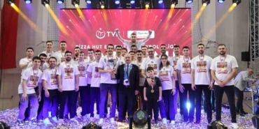 Gebze’nin "efeleri" kupasına kavuştu