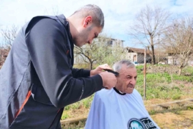 Kartepe’de büyükler bayrama hazır