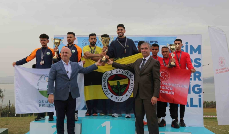 Darıca’da nefes kesen kros heyecanı