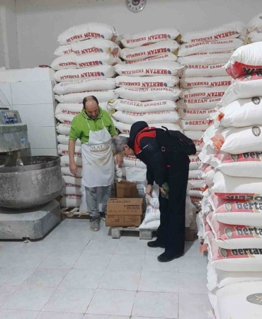 Erdek’te market, fırın ve kasaplara hijyen kontrolleri