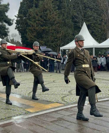 Çanakkale şehitleri Edirnekapı Şehitliği’nde törenle anıldı