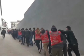 Vatandaşları 387 milyon dolandıran suç örgütü üyesi 22 kişi tutuklandı