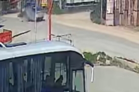 Feci kaza kamerada… Metrelerce savrulan motosikletli hayatını kaybetti