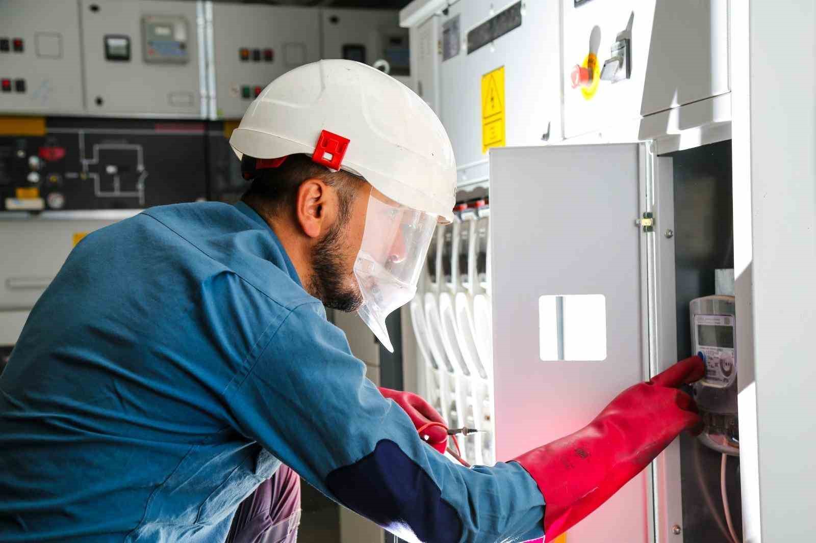 UEDAŞ bayramda kesintisiz enerji için sahada olacak