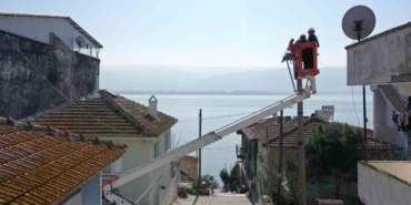 Yaren leylek ve komşularının yeni yuvaları hazır