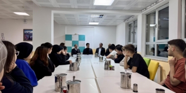 Kaymakam Kahraman öğrencilerle iftarda buluştu