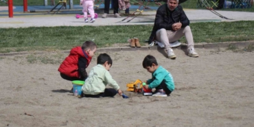Sıcak havayı gören soluğu parklarda aldı